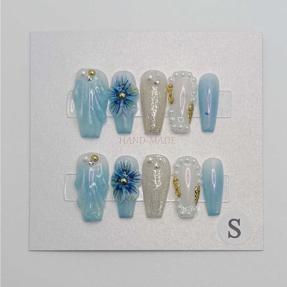 Blue Seashell 3D Press On Nails